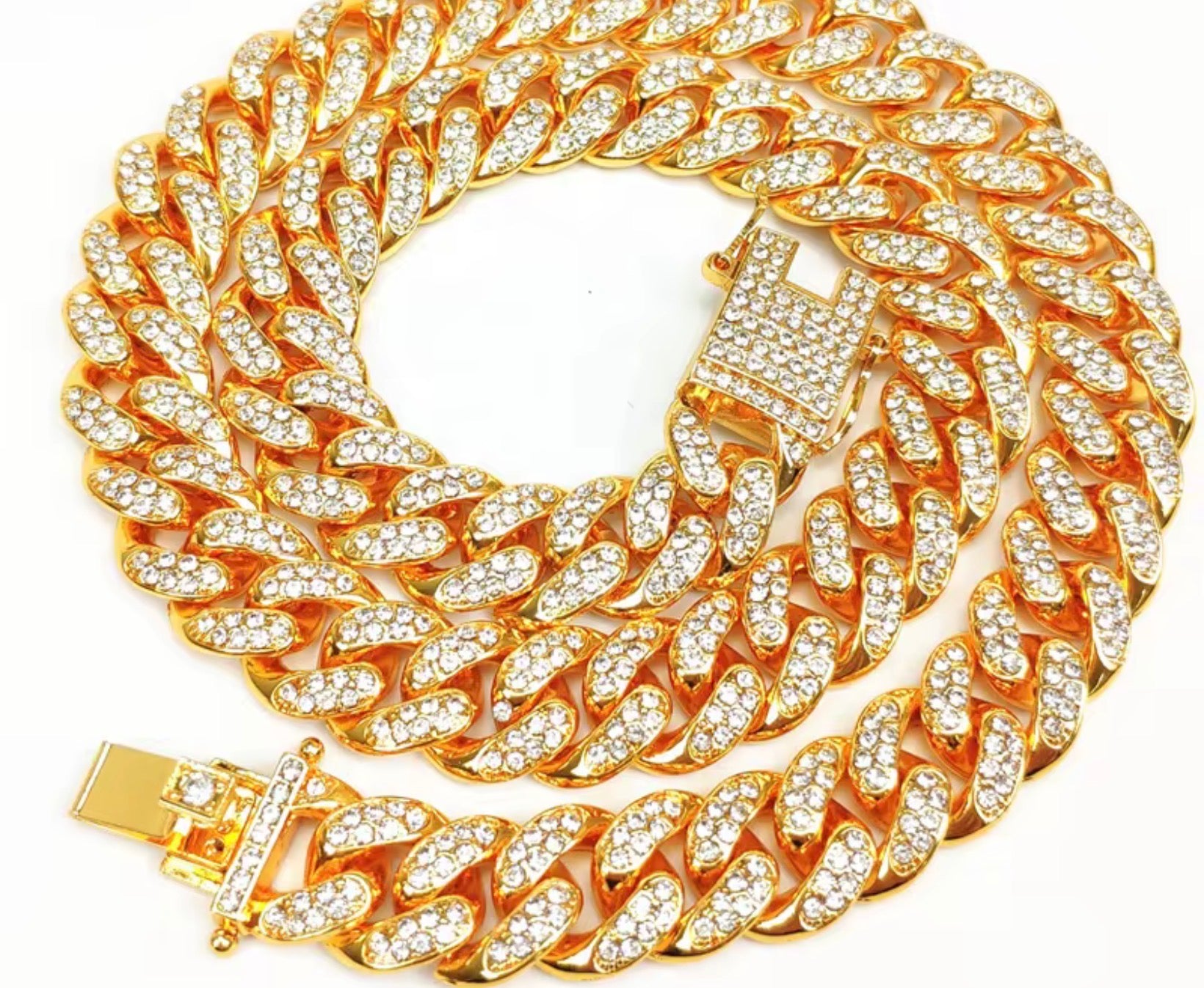 SILVER AND GOLD CUBAIN LINK CHAINS